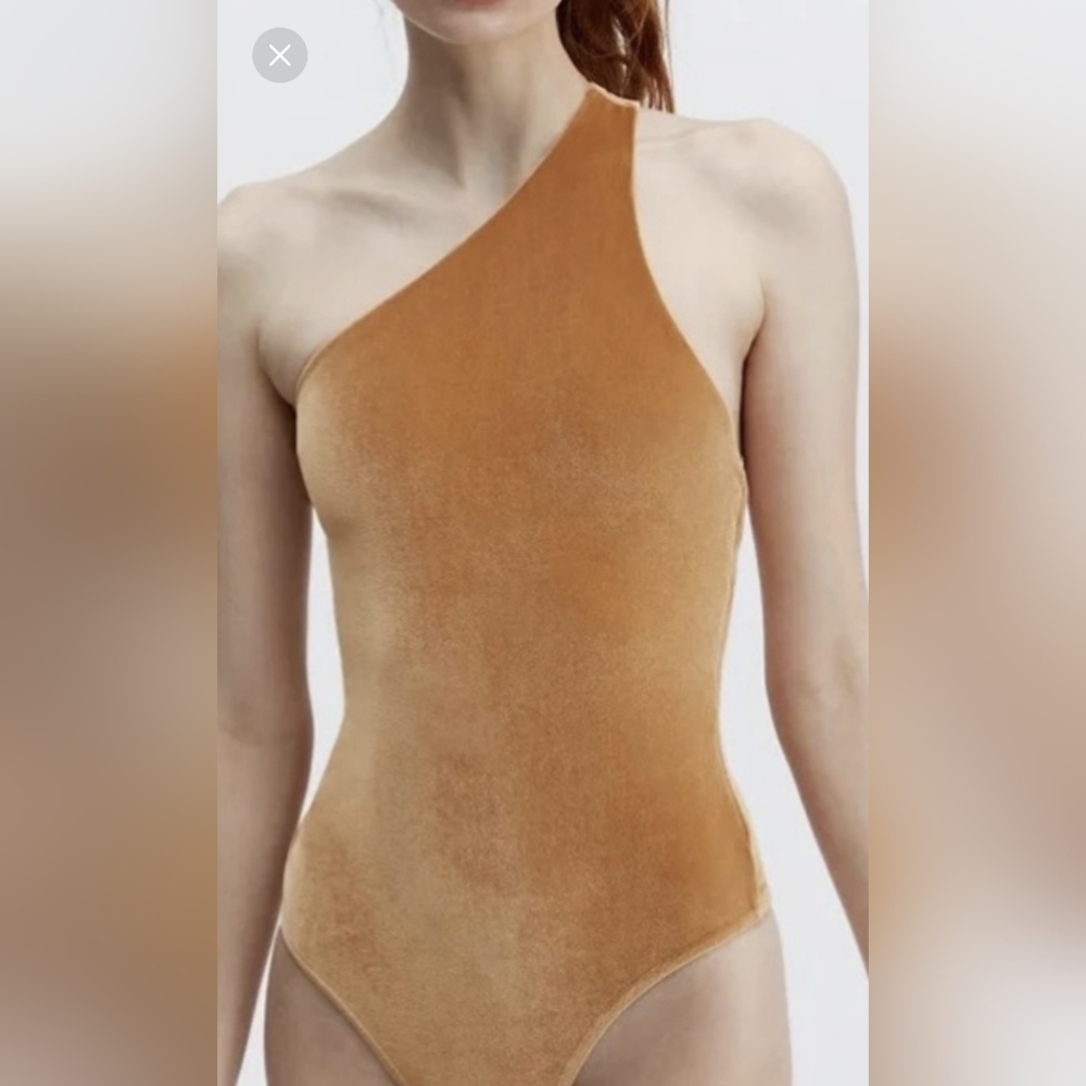 Fabletics Gigi velour bodysuit Gold Large Size 2X.